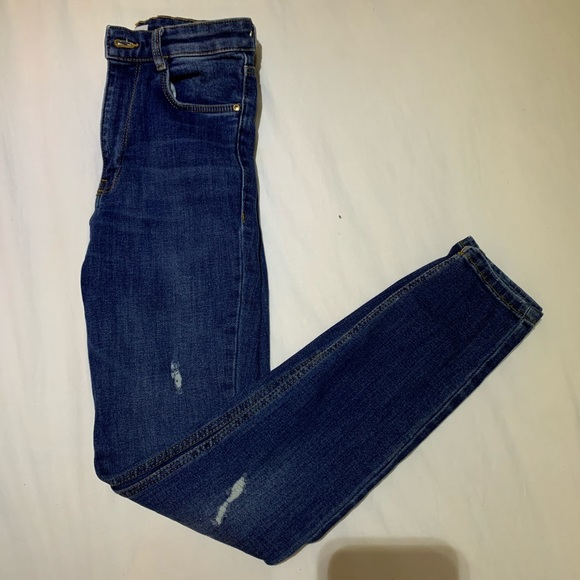 Jeans - Picture 2 of 5